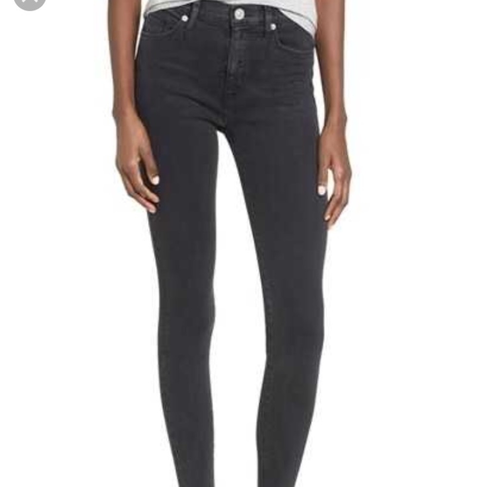 Good American Good Legs Jeans